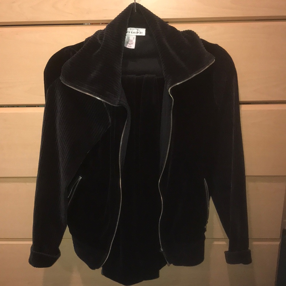 Women’s sweatshirt and sweatpants